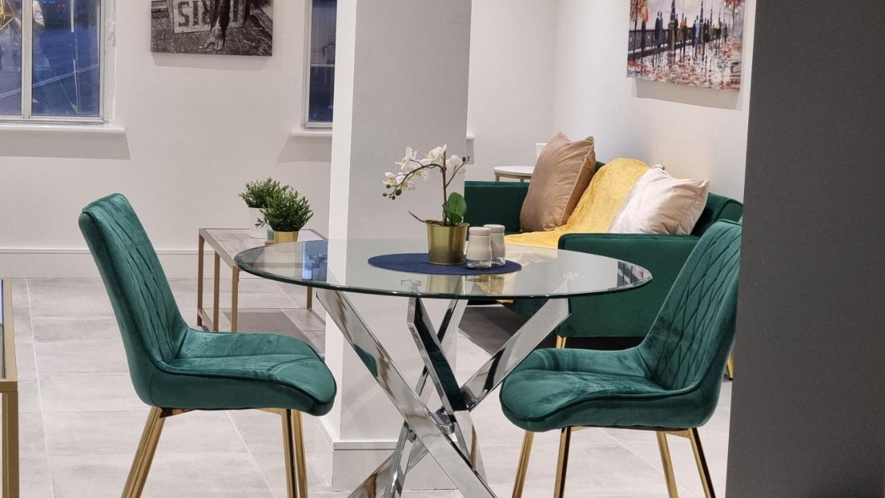 George House Newbury Luxury Apartments 외부 사진