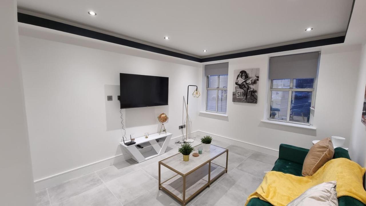 George House Newbury Luxury Apartments 외부 사진