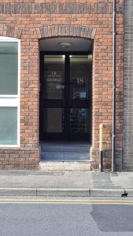 George House Newbury Luxury Apartments 외부 사진